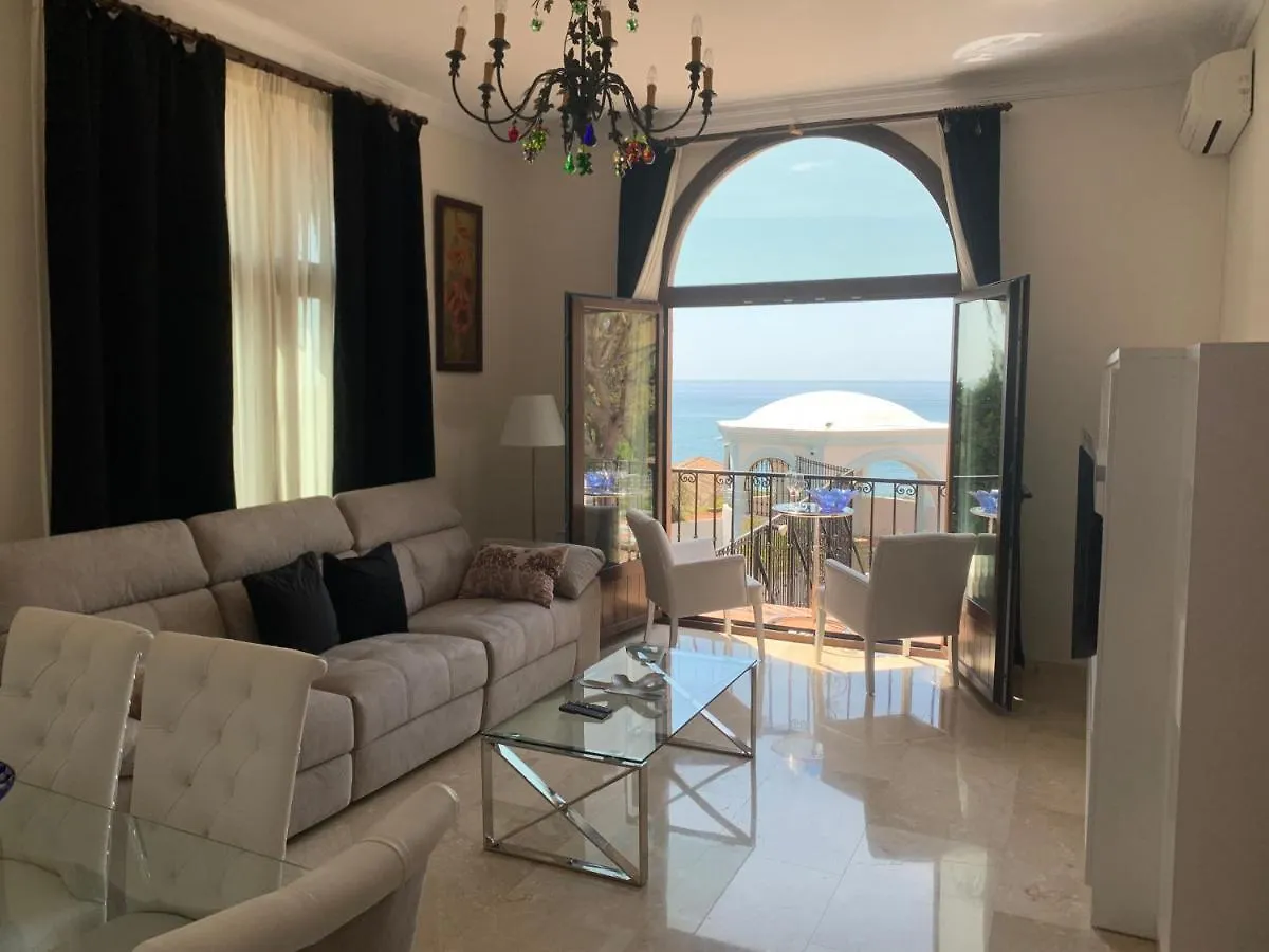 Apartament Mansion Beachfront - Apartments With Sea Views Sitio de Calahonda